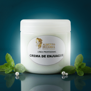 Crema de enjuague de Alberto Becerra para suavizar y desenredar el cabello